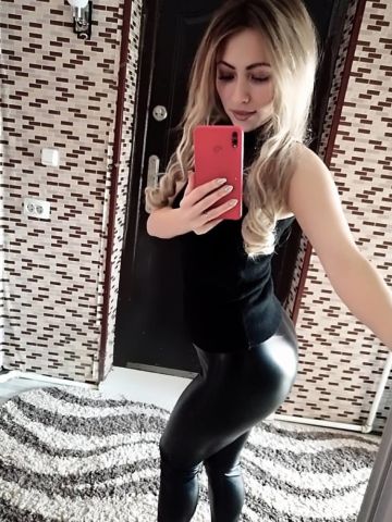 Ева